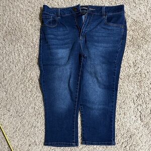 D. Jeans Dark Blue Capri Jeans size 10
